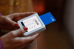 Payment Technologies & UX in Online Casinos: Why Fast & Secure Transactions Drive Engagement