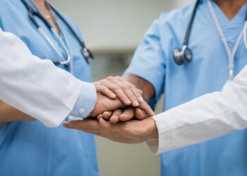 12 Criteria to Compare a Medical Alert Home System (Range, Backup Power, LTE)