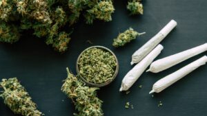 Colorado’s Cannabis Frontier: From Laws to Doorstep Delivery