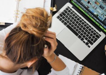 How Small Businesses Can Improve Their Operations with vcita’s AI-Powered Features