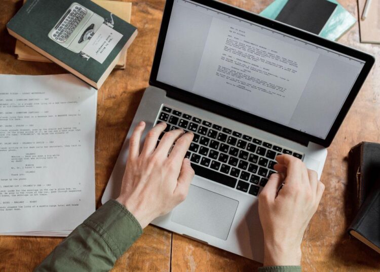 Writing the Perfect Horse Racing Article: A Content Creator’s Guide to Covering
the Sport of Kings