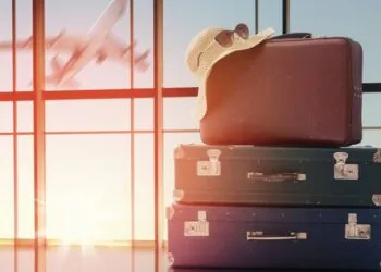 Stop Booking Weekends: Why Tuesday at 3 PM is Your Passport to Cheaper Travel